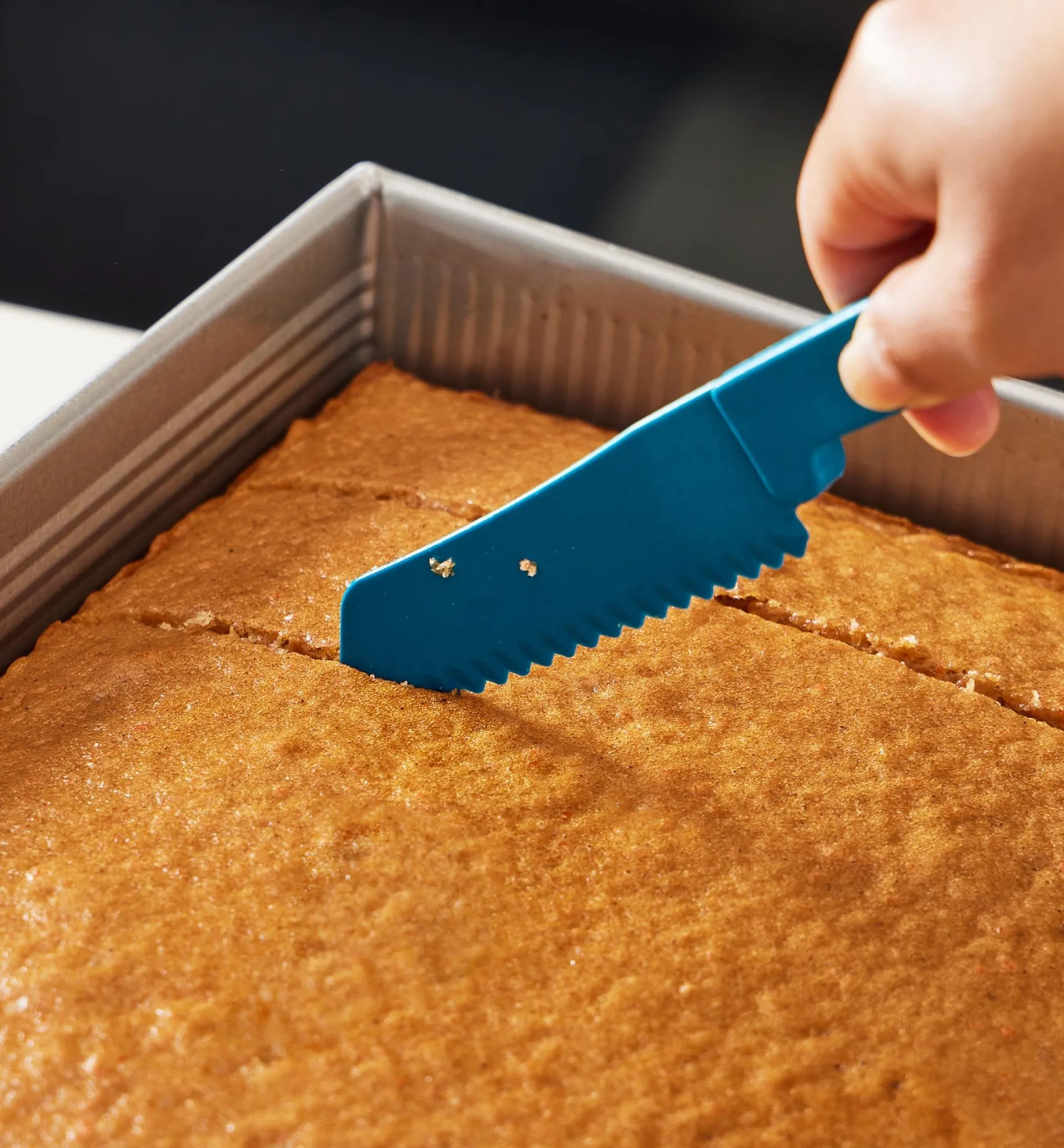 Lee Valley Bakeware Buddy Knife