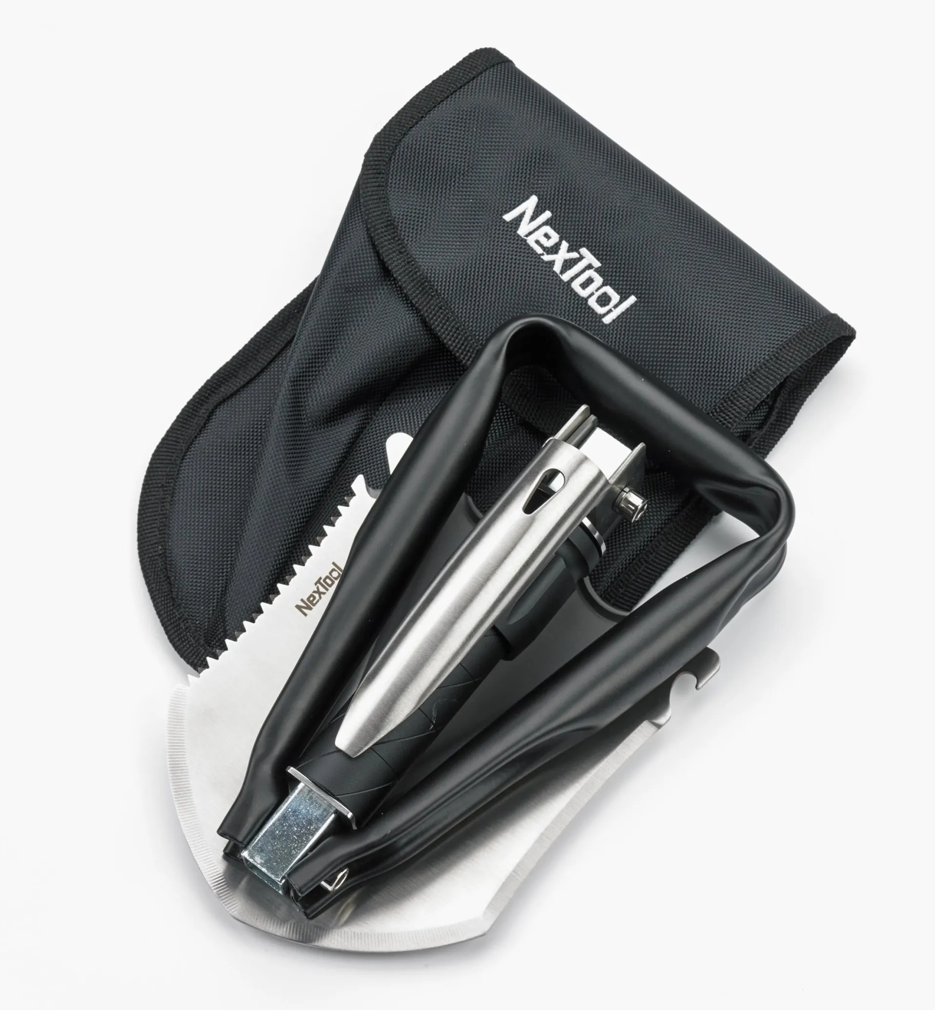 Lee Valley Folding Shovel
