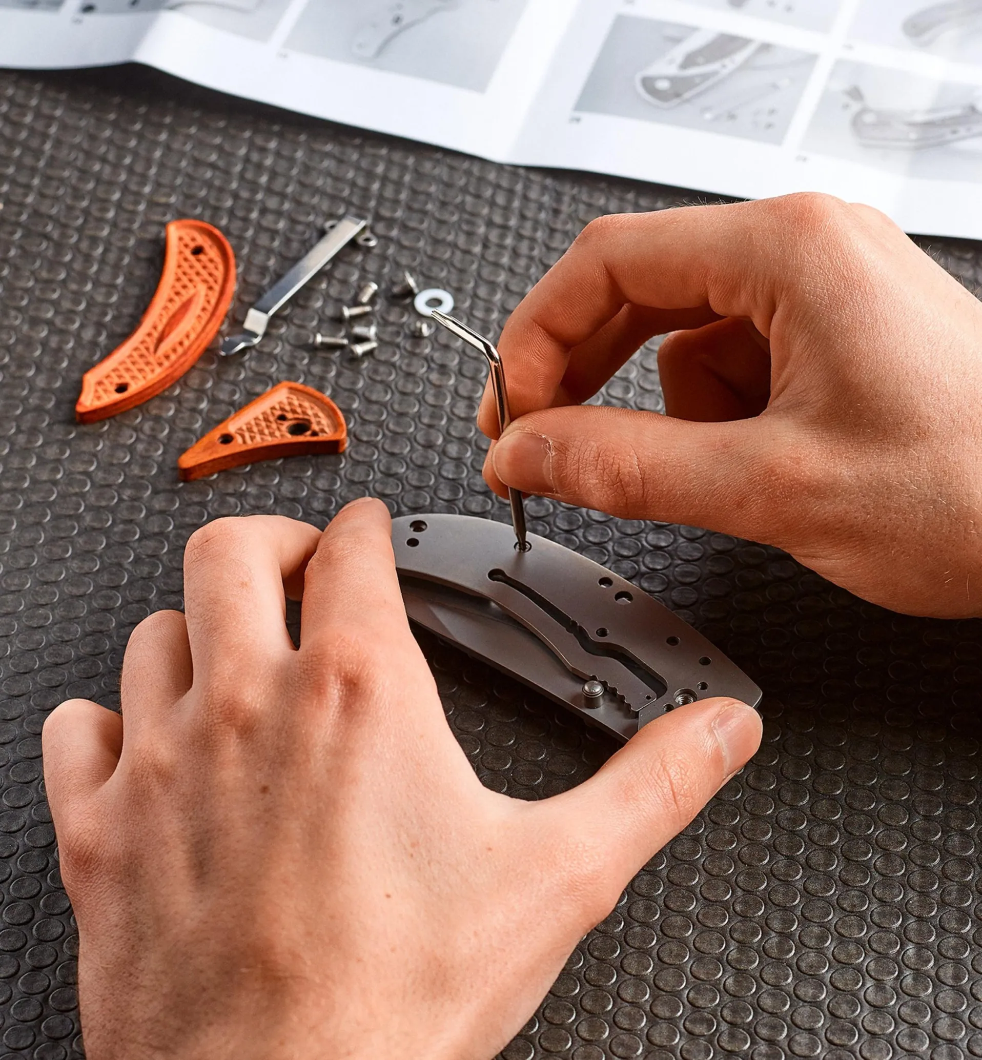 Lee Valley Frame-Lock Folding Knife Kit