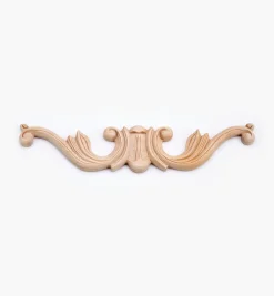 Lee Valley 12" Hand-Carved Horizontal Appliqué