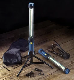 Lee Valley Pair Of Multi-Function LED Tube Lights
