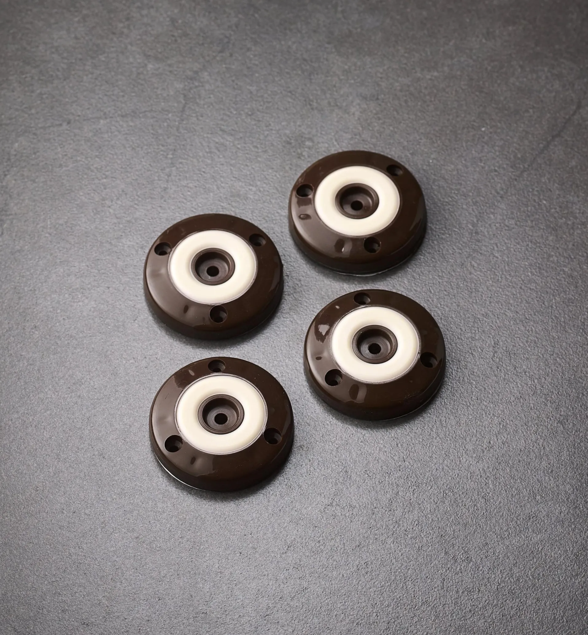 Lee Valley Slipstick Furniture Grippers, Chocolate Color
