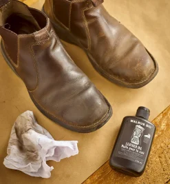 Lee Valley Walrus Oil Leather Oil