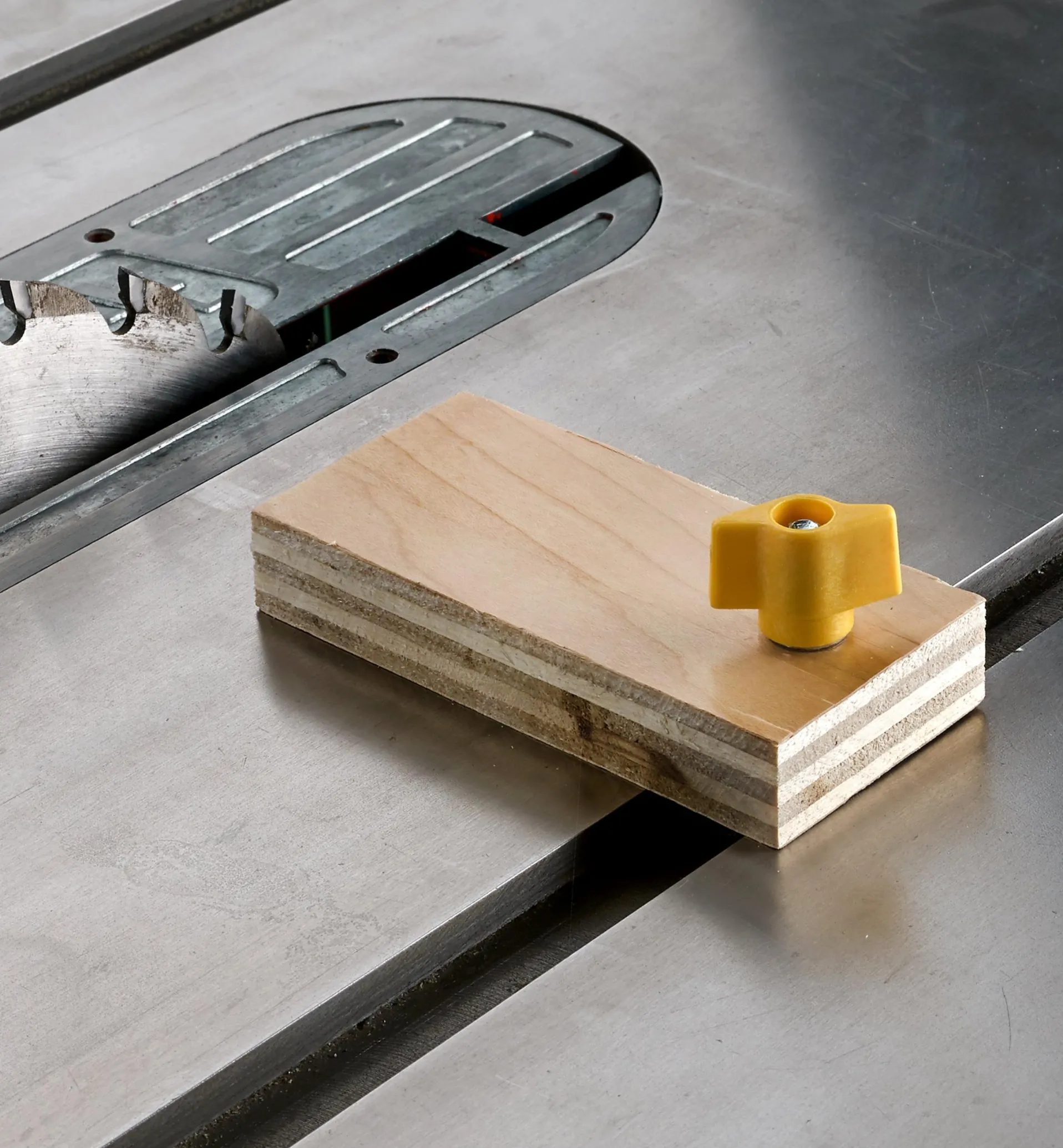 Lee Valley Zeroplay Miter Stop